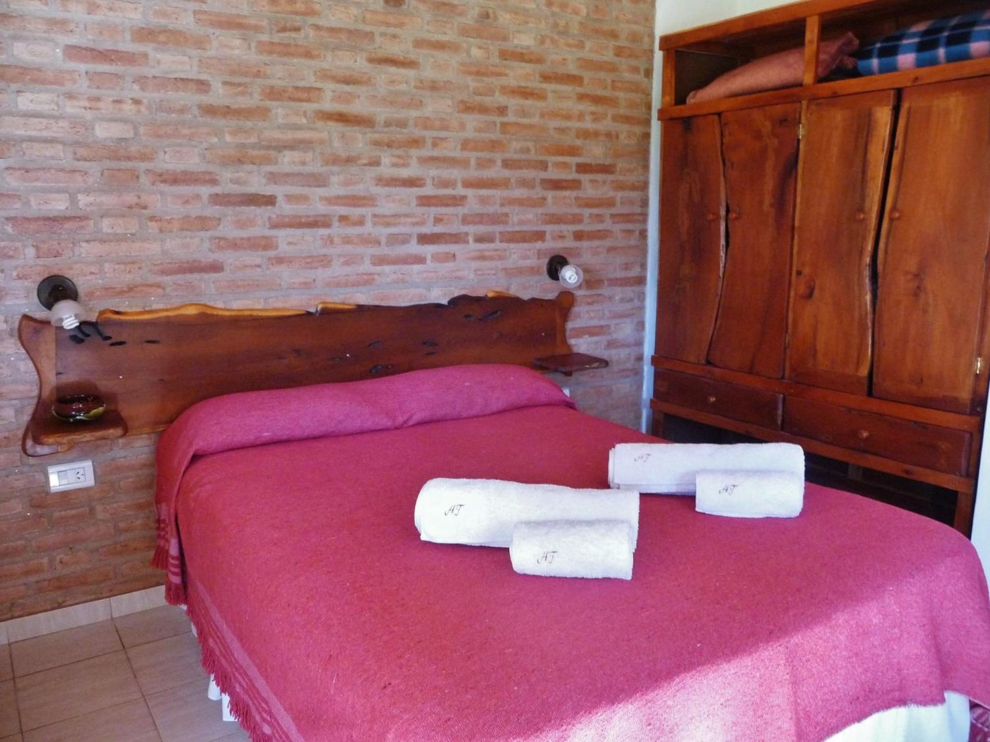 Posada Terracota Nono Bagian luar foto